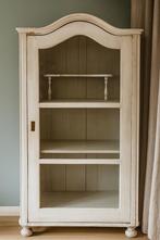 Antieke vitrinekast met glazen deur, Huis en Inrichting, Kasten | Dressoirs, Gebruikt, 25 tot 50 cm, Overige houtsoorten, Met deur(en)