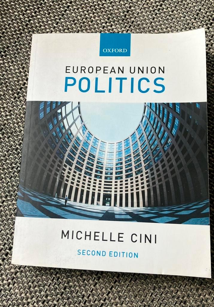 European union politics, Boeken, Studieboeken en Cursussen, Zo goed als nieuw, Beta, Ophalen of Verzenden