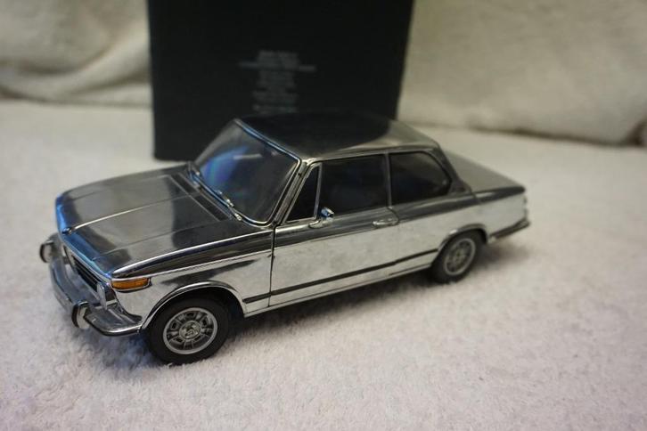 BMW 2002 tii Chrome Edition 1:18 Kyosho Limited Dealer Model, Hobby en Vrije tijd, Modelauto's | 1:18, Gebruikt, Auto, Kyosho