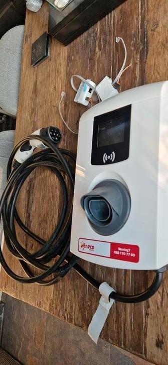 Alfen Single pro Line 3 fase unit met lange vaste kabel.  beschikbaar voor biedingen