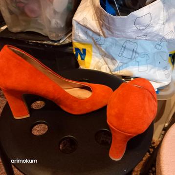  ZIGN Koraalrode Suède Pumps - Maat 37 beschikbaar voor biedingen