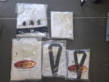 5 nieuwe judo pak diverse maten beschikbaar voor biedingen