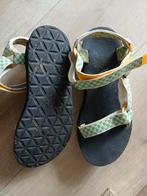 Teva Sandalen Maat 38/39 - Zeer Netjes!, Kleding | Dames, Schoenen, Teva, Ophalen, Zo goed als nieuw, Slippers