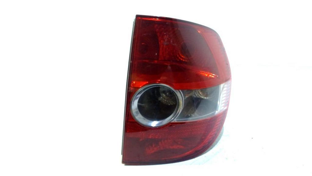 Achterlicht carrosserie rechts Volkswagen Fox, Onderdelen@venauto.nl, Van der Ven Autorecycling B.V., Gebruikt, Ettenseweg 76, 4706 PB Roosendaal, The Netherlands