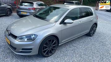 Volkswagen Golf 1.2 TSI Trendline|Airco|Parkeersenoren|Cruis beschikbaar voor biedingen