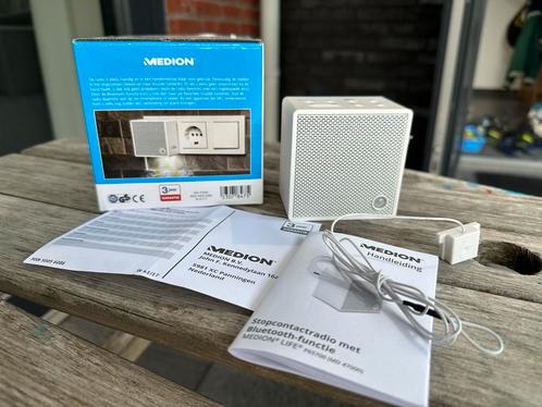 Medion Life Stopcontactradio met Bluetooth, Audio, Tv en Foto, Radio's, Zo goed als nieuw, Radio, Ophalen of Verzenden