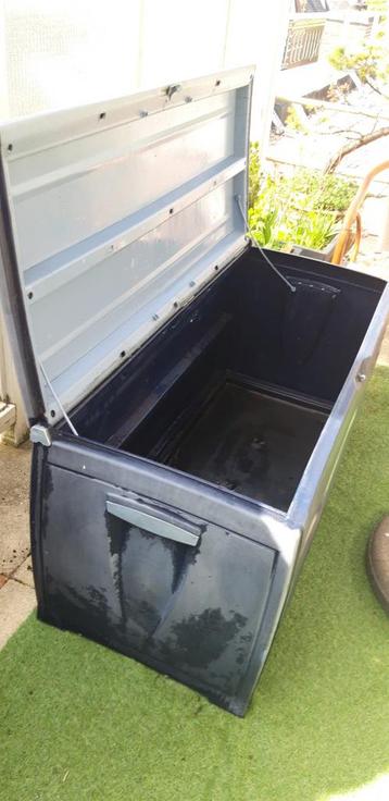 Keter Grote Opberg Box voor Schuur of Tuin beschikbaar voor biedingen