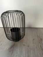 Metalen lantaarn/kaarsenhouder, Huis en Inrichting, Woonaccessoires | Kandelaars en Kaarsen, Ophalen of Verzenden, Zo goed als nieuw