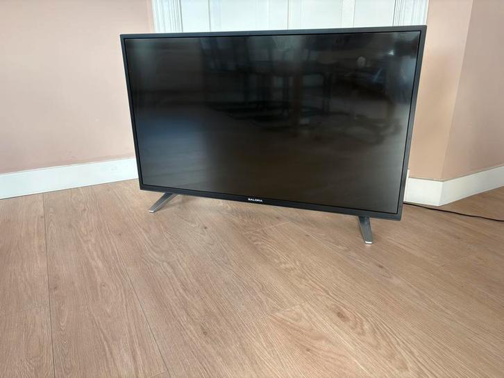 Salora Smart Tv, Audio, Tv en Foto, Televisies, Gebruikt, 100 cm of meer, Overige merken, 50 Hz, Ophalen of Verzenden