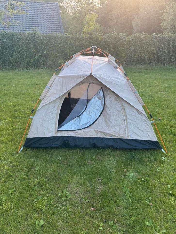Lichtgewicht tent 2 personen – Pop-up model – 1x gebruikt, Caravans en Kamperen, Tentaccessoires, Zo goed als nieuw, Ophalen of Verzenden