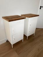 2 nachtkastjes, Huis en Inrichting, Slaapkamer | Nachtkastjes, Ophalen, Gebruikt, Minder dan 45 cm, Metaal of Aluminium