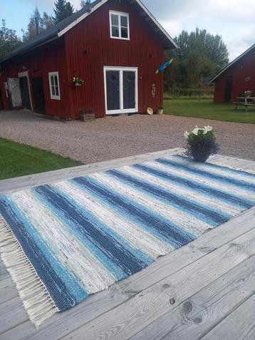 Katoenen handgeweven Zweeds kleed als nieuw!  beschikbaar voor biedingen
