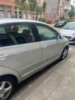 Volkswagen Golf Plus 1.6 75KW 2006 Grijs, 65 €/maand, 4 cilinders, 1283 kg, 1200 kg