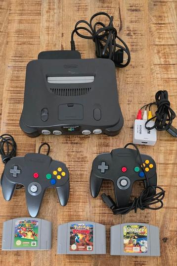 Nintendo 64 compleet met 3 spellen  beschikbaar voor biedingen