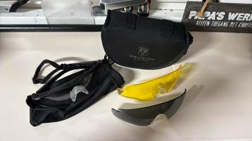 revision military glasses zonnebril beschikbaar voor biedingen
