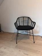 Zwart Rieten/bamboe stoel met kussen, Huis en Inrichting, Stoelen, Ophalen, Zo goed als nieuw, Zwart, Eén