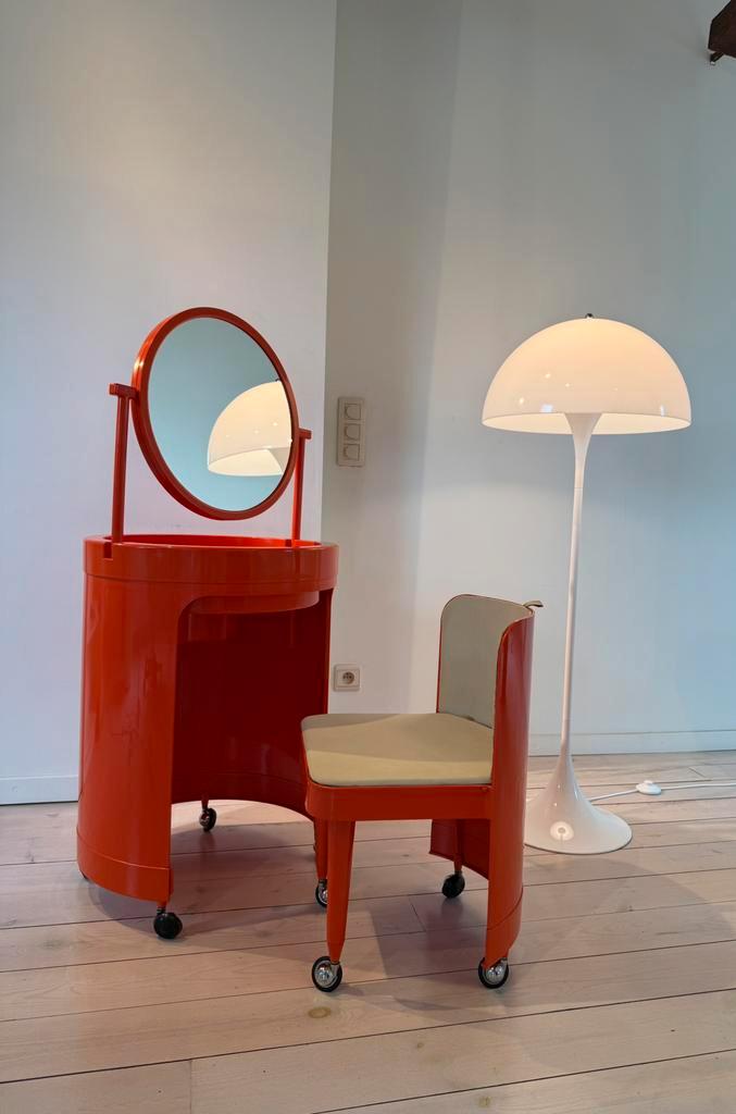 Studio Kastilia Silvi Vintage Vanity Table, Italy 1970s, Huis en Inrichting, Tafels | Kaptafels, Zo goed als nieuw, Minder dan 100 cm