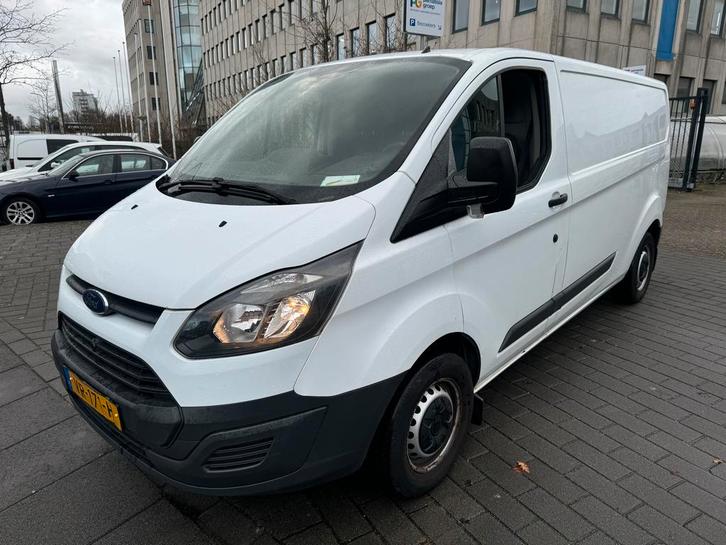 Ford Transit Custom 2.2 Tdci 2015 L2H1 airco turbo defect, Auto's, Bestelauto's, Bedrijf, Ford, Diesel, Euro 5, Handgeschakeld