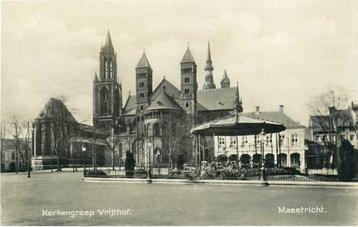 (300-156-025) Maastricht Kerkengroep Vrijthof beschikbaar voor biedingen