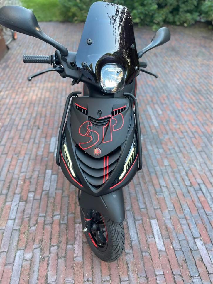 Zip 4t 2022, Fietsen en Brommers, Scooters | Piaggio, Zo goed als nieuw, Zip, Benzine, Ophalen