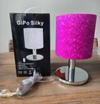 GiPo Silky Roze Tafellamp - Nieuw in doos!, Ophalen of Verzenden, Nieuw, Modern, Minder dan 50 cm