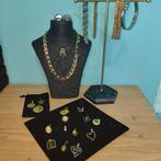 Nr11. 24 delige sieraden set., Ophalen of Verzenden, Zo goed als nieuw, Overige materialen