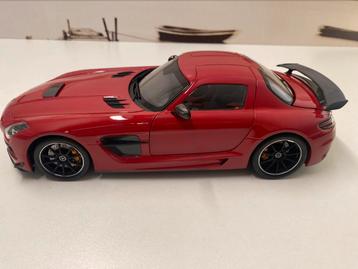 1:18 Minichamps SLS AMG Black Series Rood beschikbaar voor biedingen