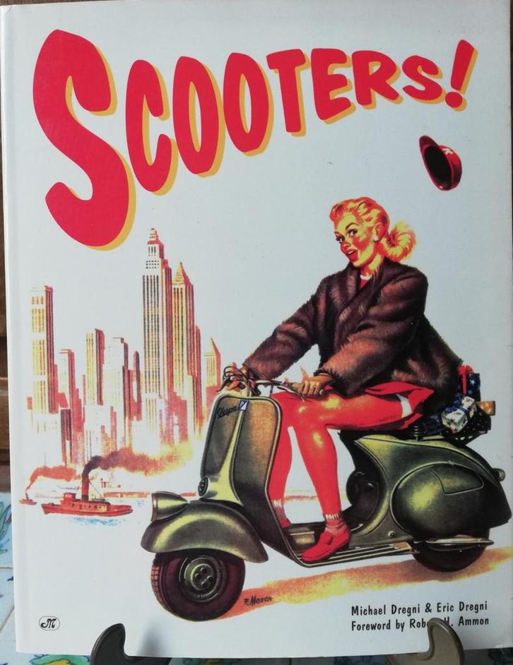 SCOOTERS. Engelstalig boek. 1995., Verzamelen, Overige Verzamelen, Zo goed als nieuw, Ophalen