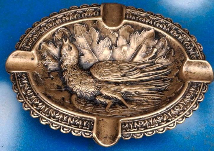 Asbak. Brons.  Korhoen.  Ca '20/'40. 17/13 cm., Verzamelen, Rookartikelen, Aanstekers en Luciferdoosjes, Zo goed als nieuw, Asbak