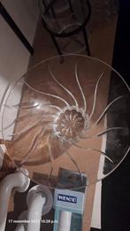 Grote glazen schaal met decoratief patroon, Schaal, Rond, Ophalen of Verzenden, Glas