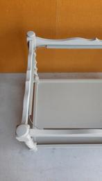 Vergrijsd Groen Bijzettafeltje met Glasplaat, Huis en Inrichting, Tafels | Bijzettafels, Gebruikt, N.v.t., N.v.t., Landelijk