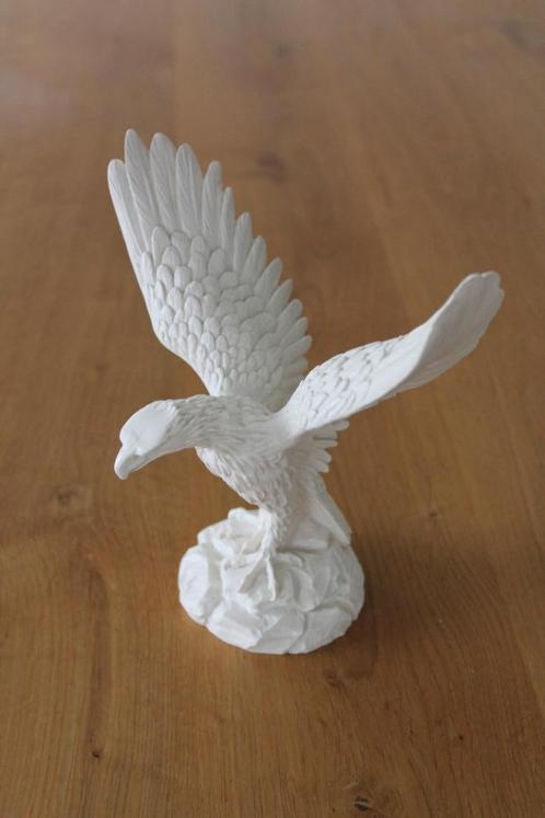 Grieks beeld / sculptuur v Adelaar, albast, handgemaakt, Antiek en Kunst, Kunst | Beelden en Houtsnijwerken, Ophalen of Verzenden