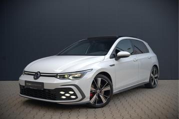 Volkswagen Golf 2.0 TDI GTD | Panoramadak | Stoelverwarming  beschikbaar voor biedingen