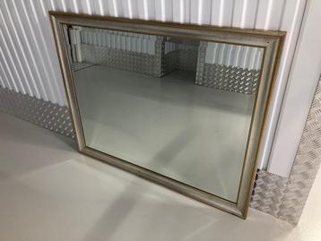 spiegel, grote spiegel, goud kleurige lijst, spiegel beschikbaar voor biedingen