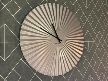 Karlsson Design Wandklok beschikbaar voor biedingen