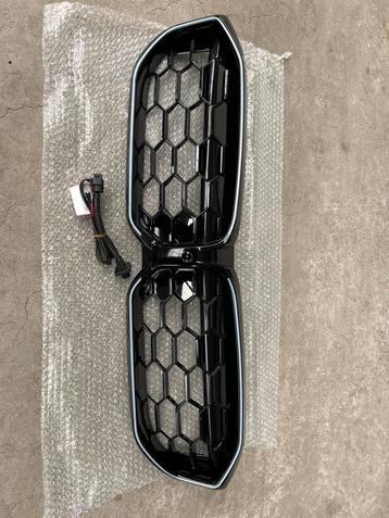 BMW grill hoogglans zwart met LED verlichting M340i grill beschikbaar voor biedingen