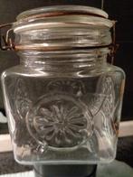 glazen bewerkt voorraad pot 12 cm hppg 8 cm breed, Antiek en Kunst, Ophalen of Verzenden