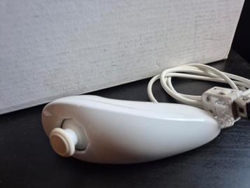 Originele witte Wii U of Wii nunchuck  beschikbaar voor biedingen