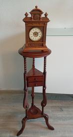 Set klok met tafeltje, Ophalen of Verzenden