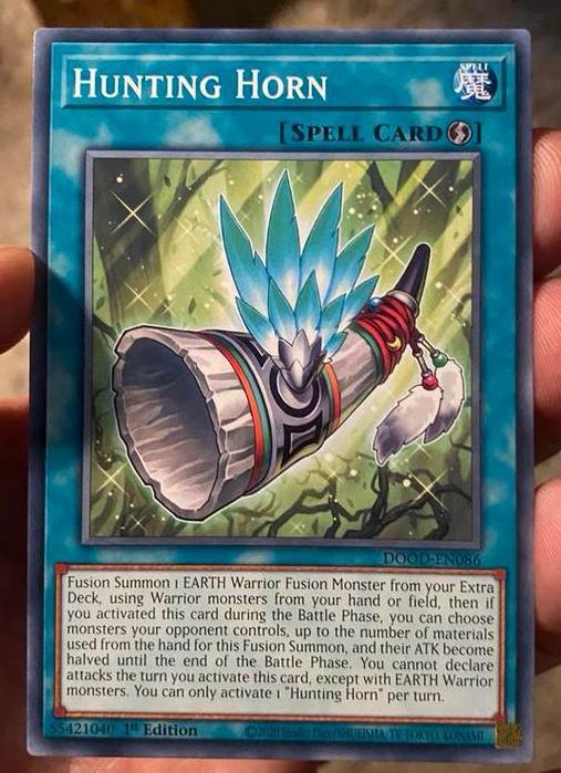 Yu-Gi-Oh! Hunting Horn DOOD 1st Edition !, Hobby en Vrije tijd, Verzamelkaartspellen | Yu-gi-Oh!, Zo goed als nieuw, Losse kaart