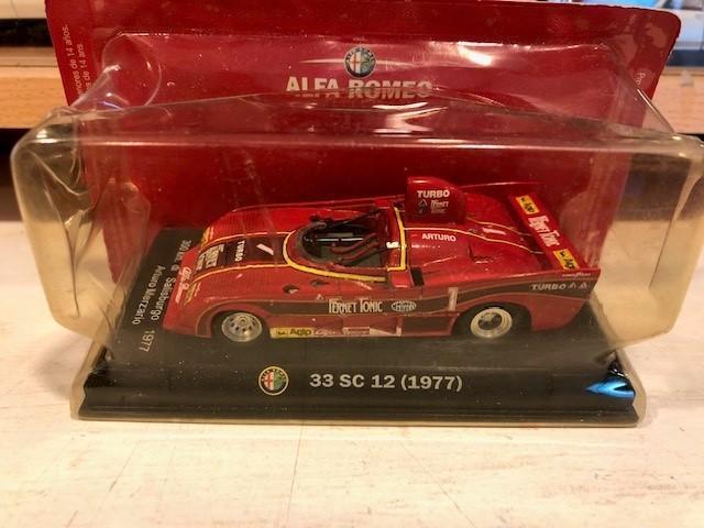 Aanbieding 1:43 Alfa 33 SC 12 1977 Racewagen Hachette Nieuw, Hobby en Vrije tijd, Modelauto's | 1:43, Zo goed als nieuw, Auto
