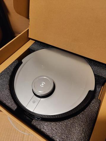 Ecovacs Deebot OZMO T8 AIVI Robotstofzuiger beschikbaar voor biedingen