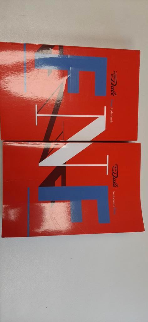 Van Dale Pocketwoordenboeken Nederlands-Frans en FR-NL, Boeken, Woordenboeken, Zo goed als nieuw, Frans, Van Dale, Ophalen of Verzenden