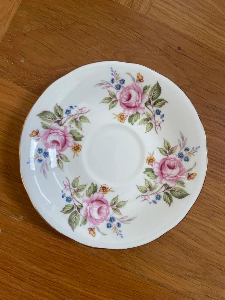 Springfield Bone China Koffieschotel Roos, Antiek en Kunst, Antiek | Servies los, Verzenden