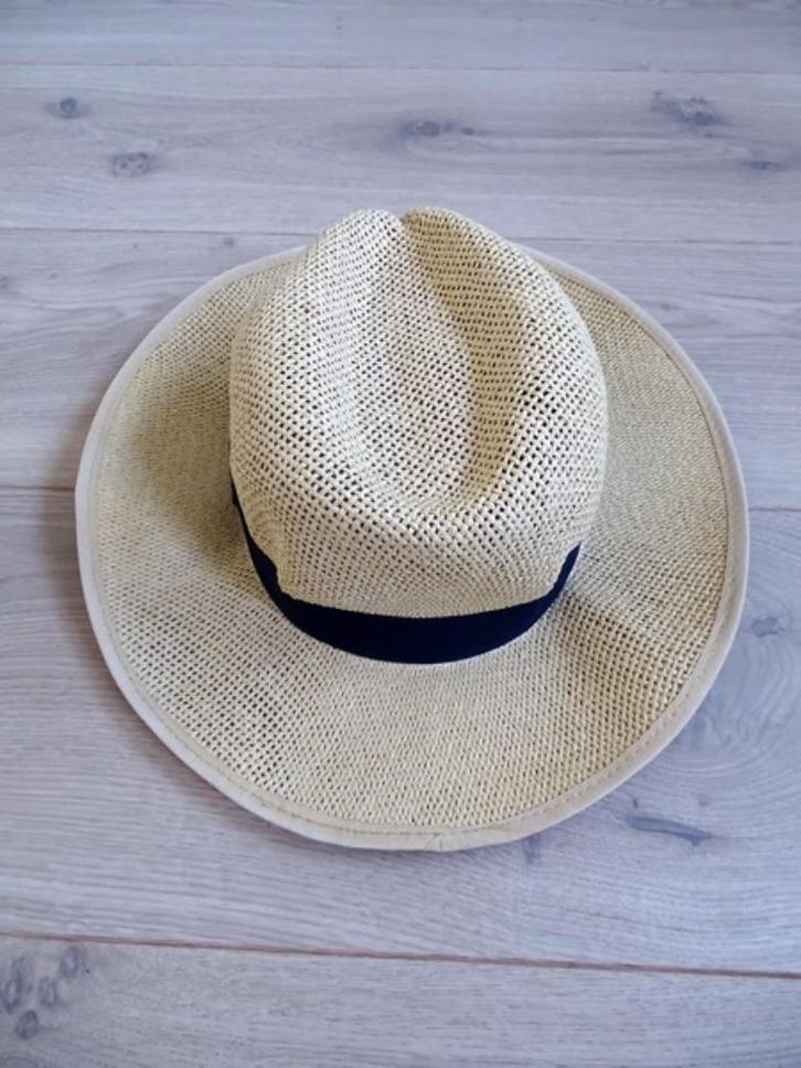 Zonnehoed met zwart bandje, Kleding | Dames, Hoeden en Petten, Zo goed als nieuw, Hoed, 56 of 57 cm (M, 7 of 7⅛ inch), Ophalen of Verzenden