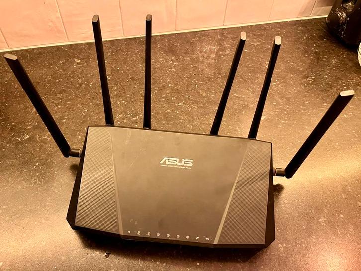 Asus RT-AC3200 Tri-Band Router, Computers en Software, Routers en Modems, Zo goed als nieuw, Ophalen of Verzenden