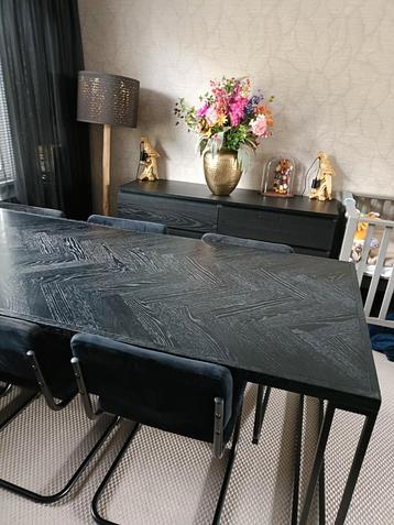 Veneta eettafel van pronto wonen weg=weg