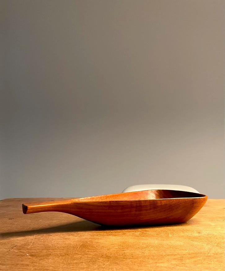 Stig Sandqvist teak schaal gesigneerd Zweden zeldzaam mcm, Antiek en Kunst, Kunst | Designobjecten, Ophalen of Verzenden