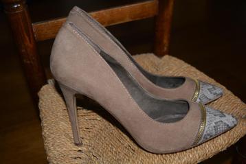 La Strada, chique hoge hak pumps, mt 40 beschikbaar voor biedingen