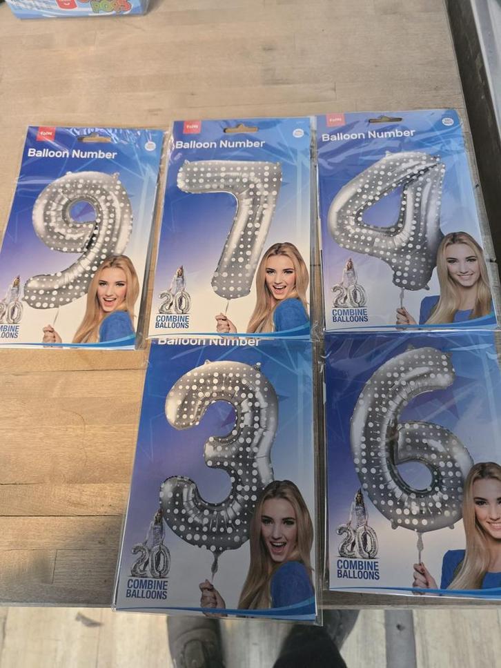 Grote partij verjaardags-ballonen ballonnen cijfers, Hobby en Vrije tijd, Feestartikelen, Nieuw, Versiering, Verjaardag, Ophalen